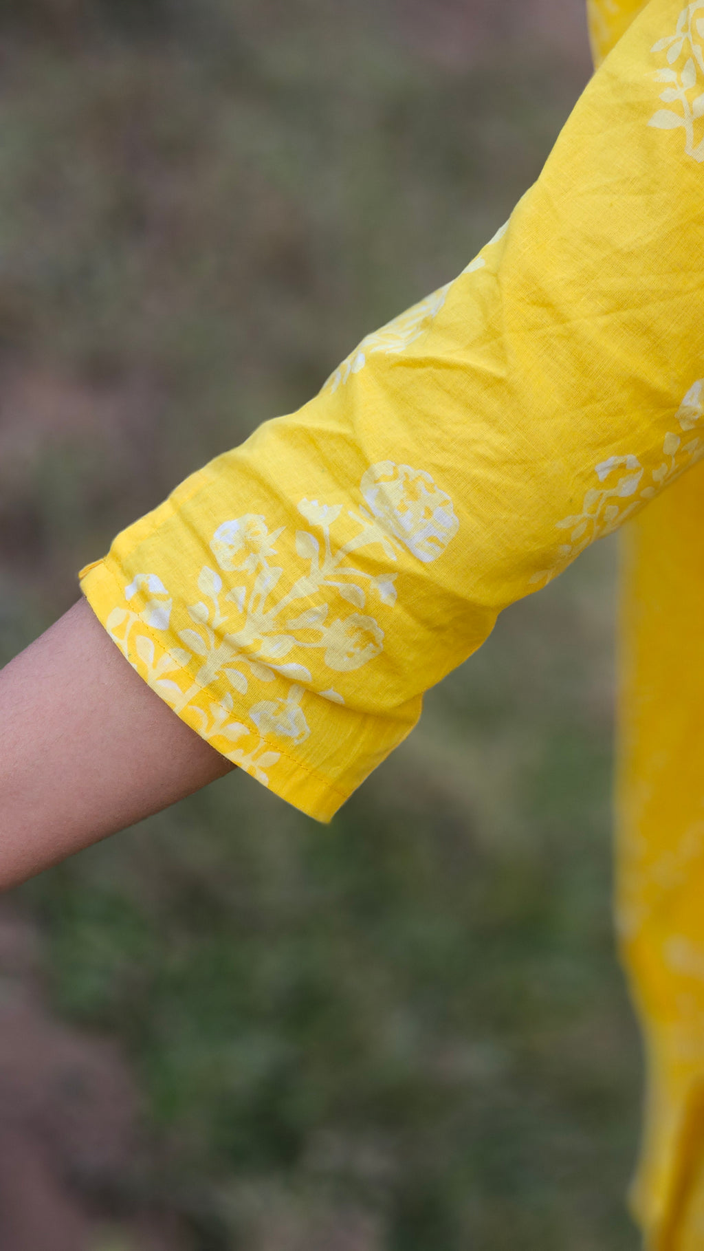 Yellow Printed Cotton V-Neck Kurta Set -KM109