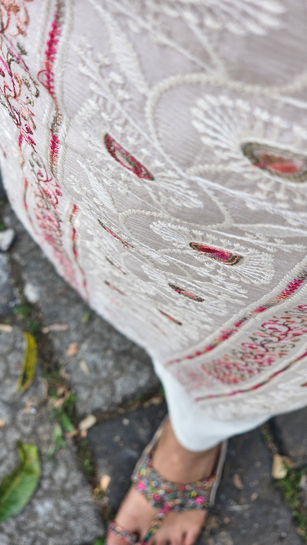 Off White Embroidered Chanderi Silk Kurta -KM204