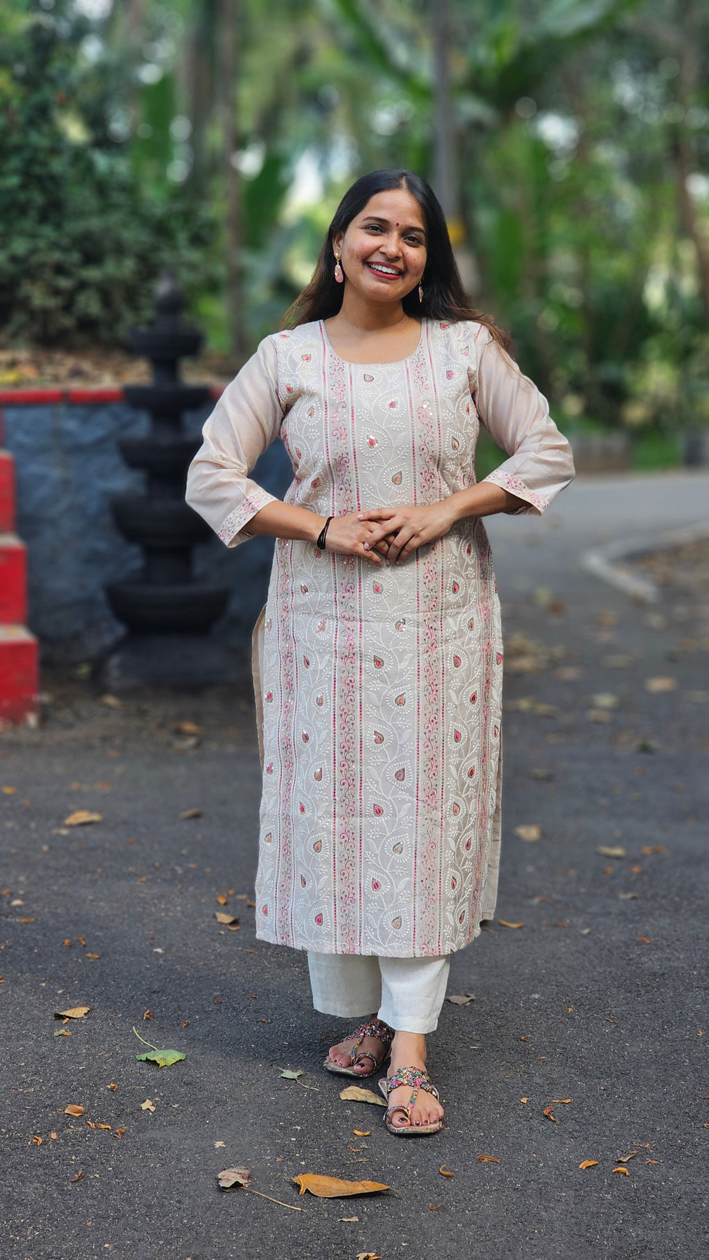 Off White Embroidered Chanderi Silk Kurta -KM204