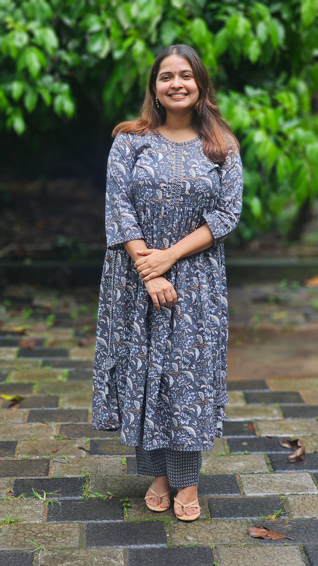 Grey Floral Print Naira cut Kurta Set - KM145