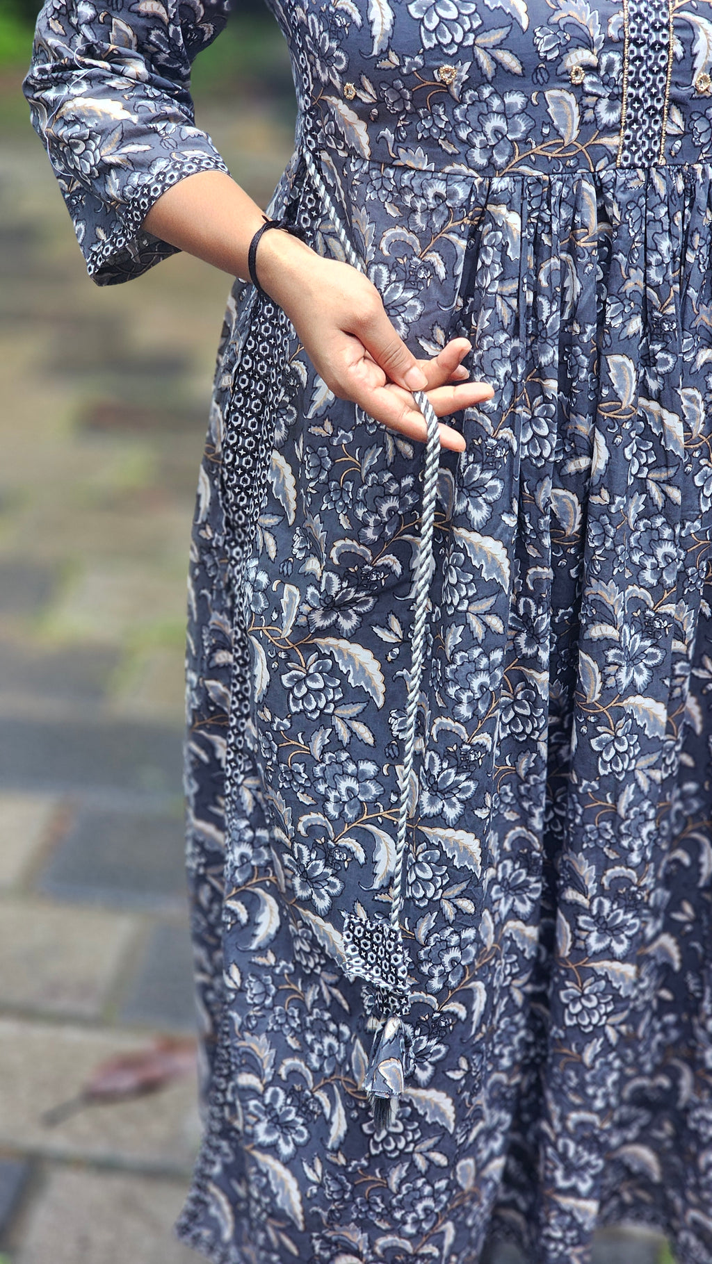 Grey Floral Print Naira cut Kurta Set - KM145