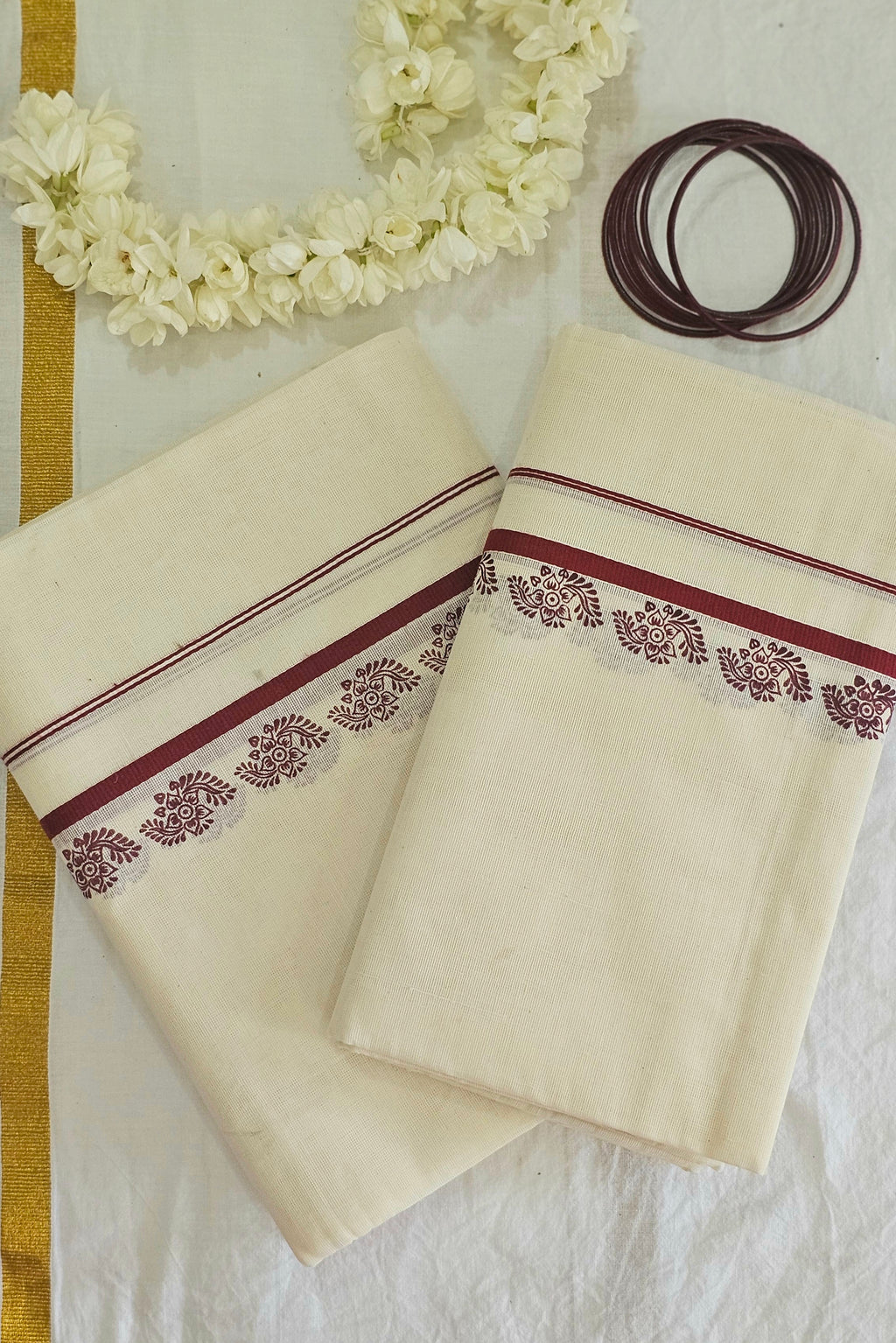 Puliyilakkara cotton set mundu with prints - KM305
