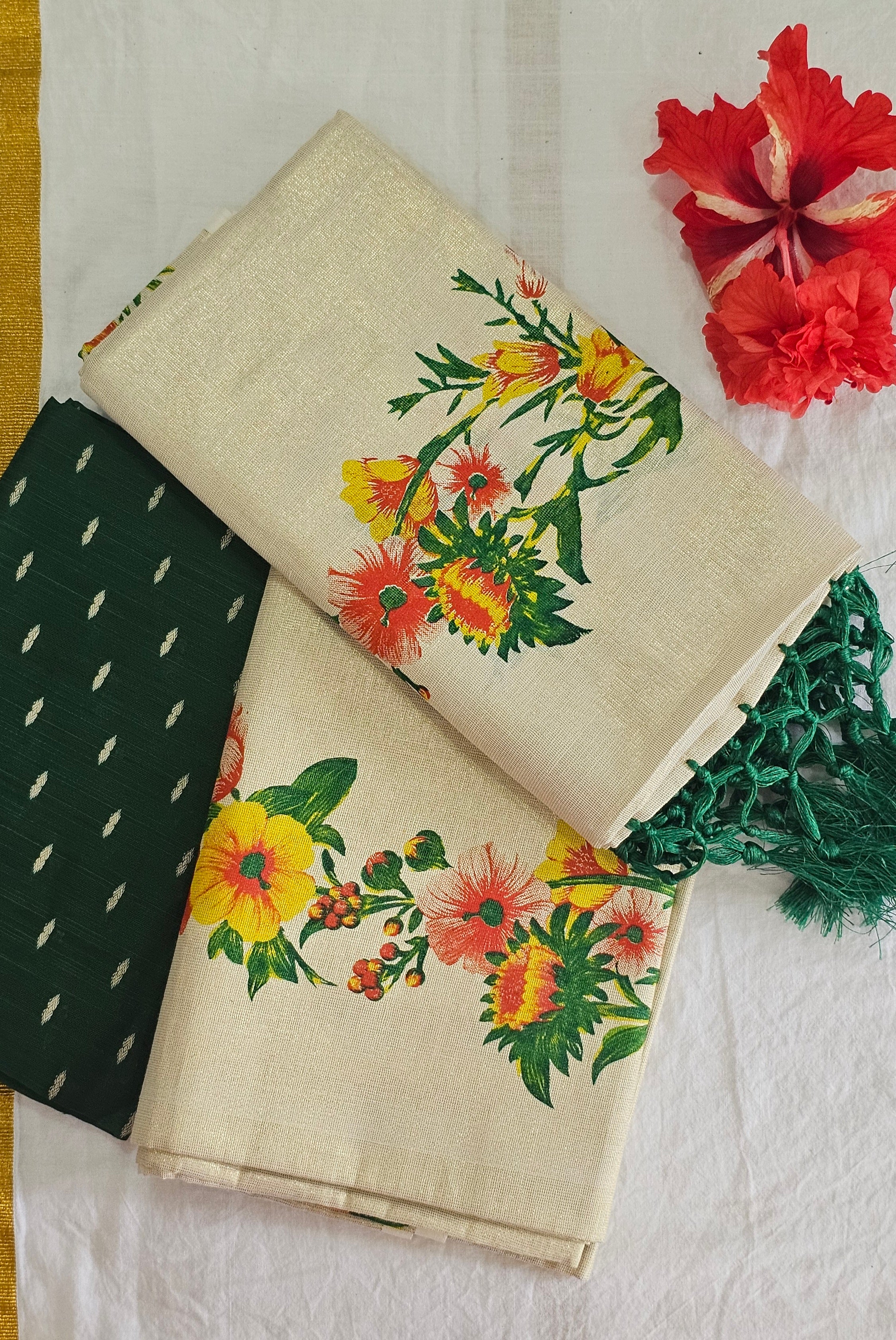 Floral prints kasavu set mundu with blouse piece - KM310
