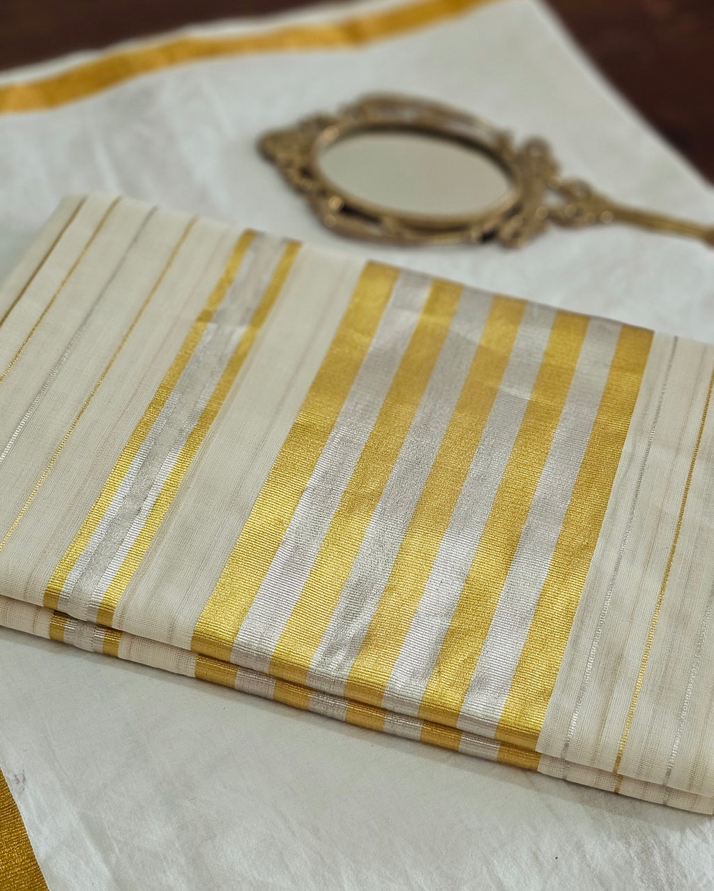 Balaramapuram Pure handloom set saree with silver and gold kasavu - KM326