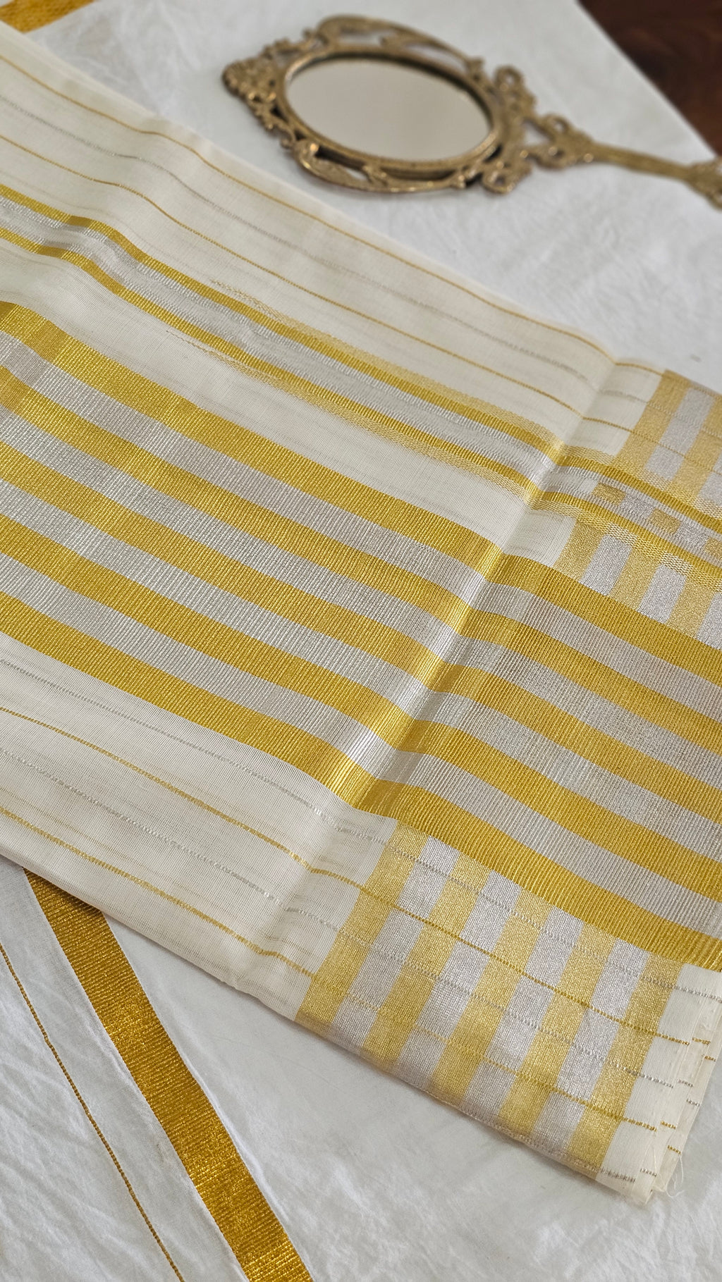 Balaramapuram Pure handloom set saree with silver and gold kasavu - KM326