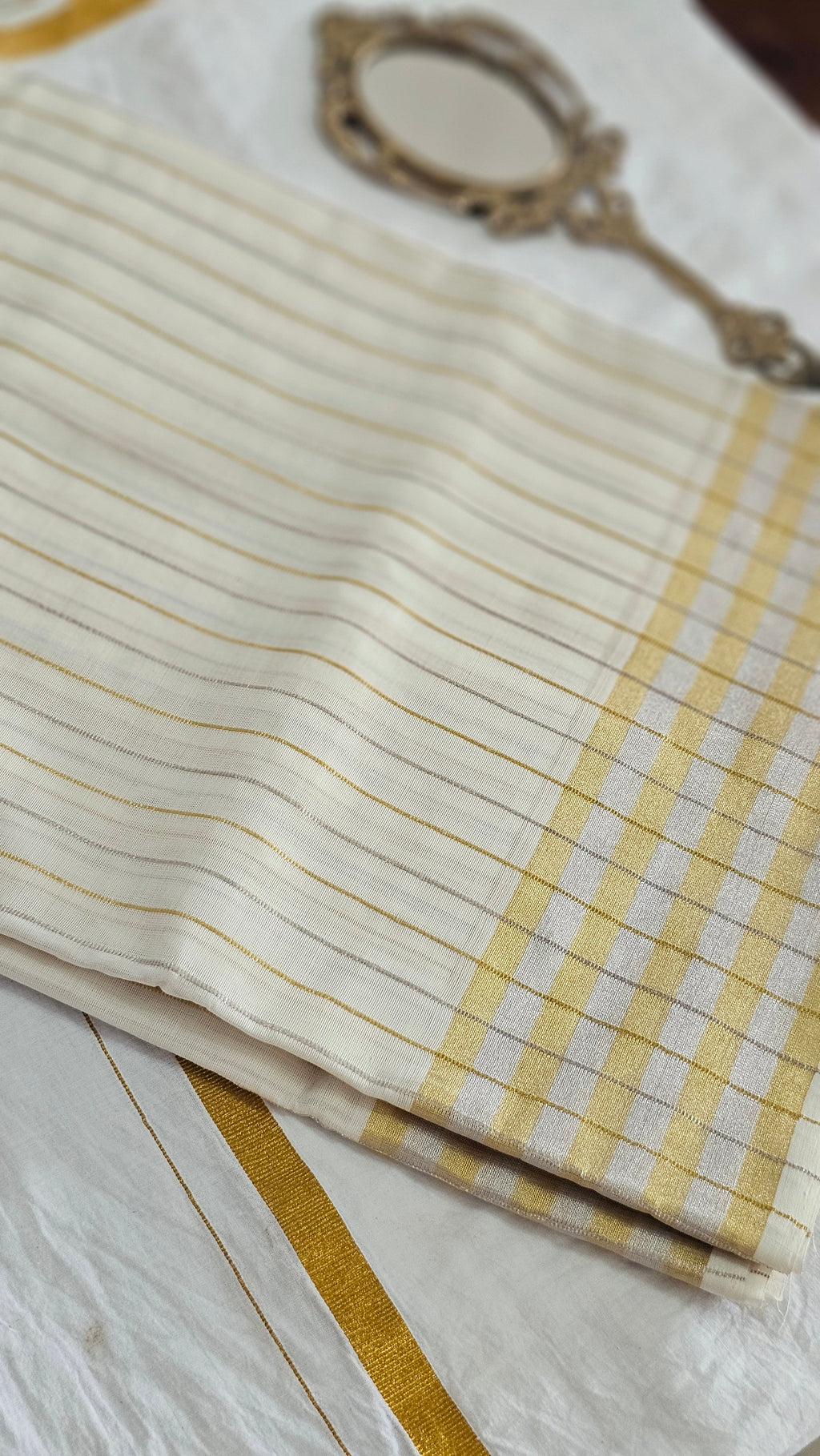 Balaramapuram Pure handloom set saree with silver and gold kasavu - KM326