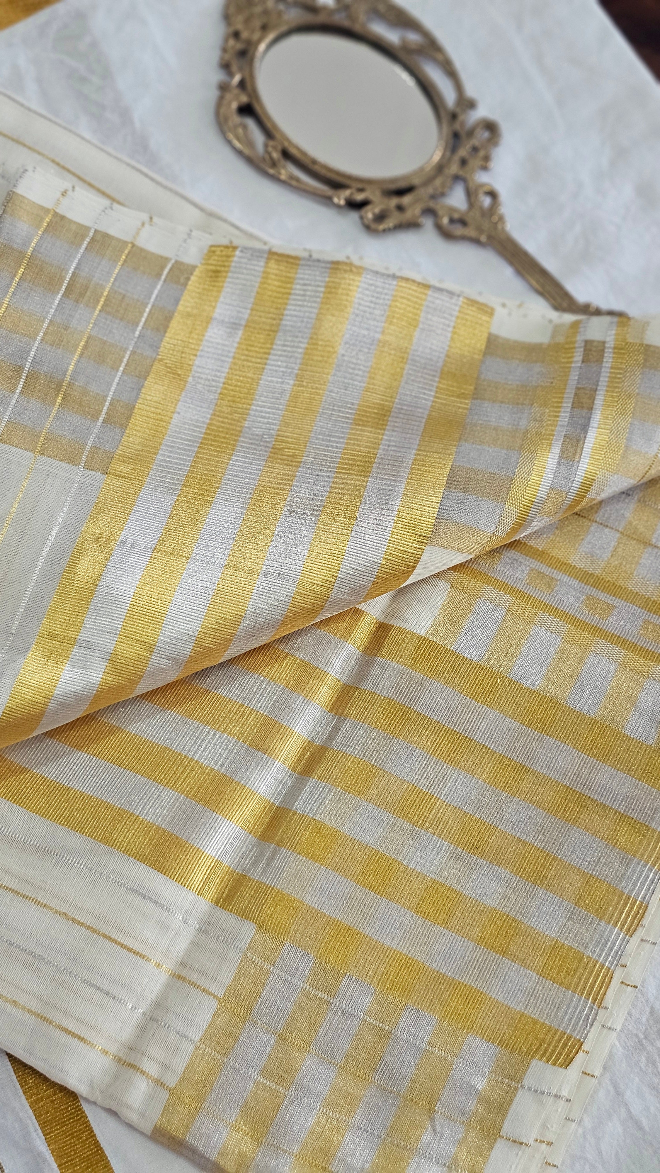 Balaramapuram Pure handloom set saree with silver and gold kasavu - KM326