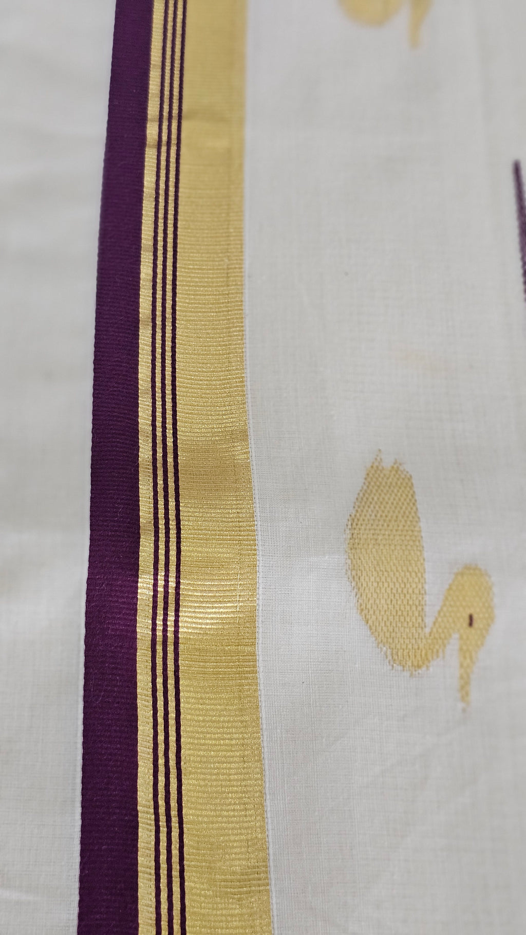 Balaramapuram Pure handloom set saree with swan motif - KM325