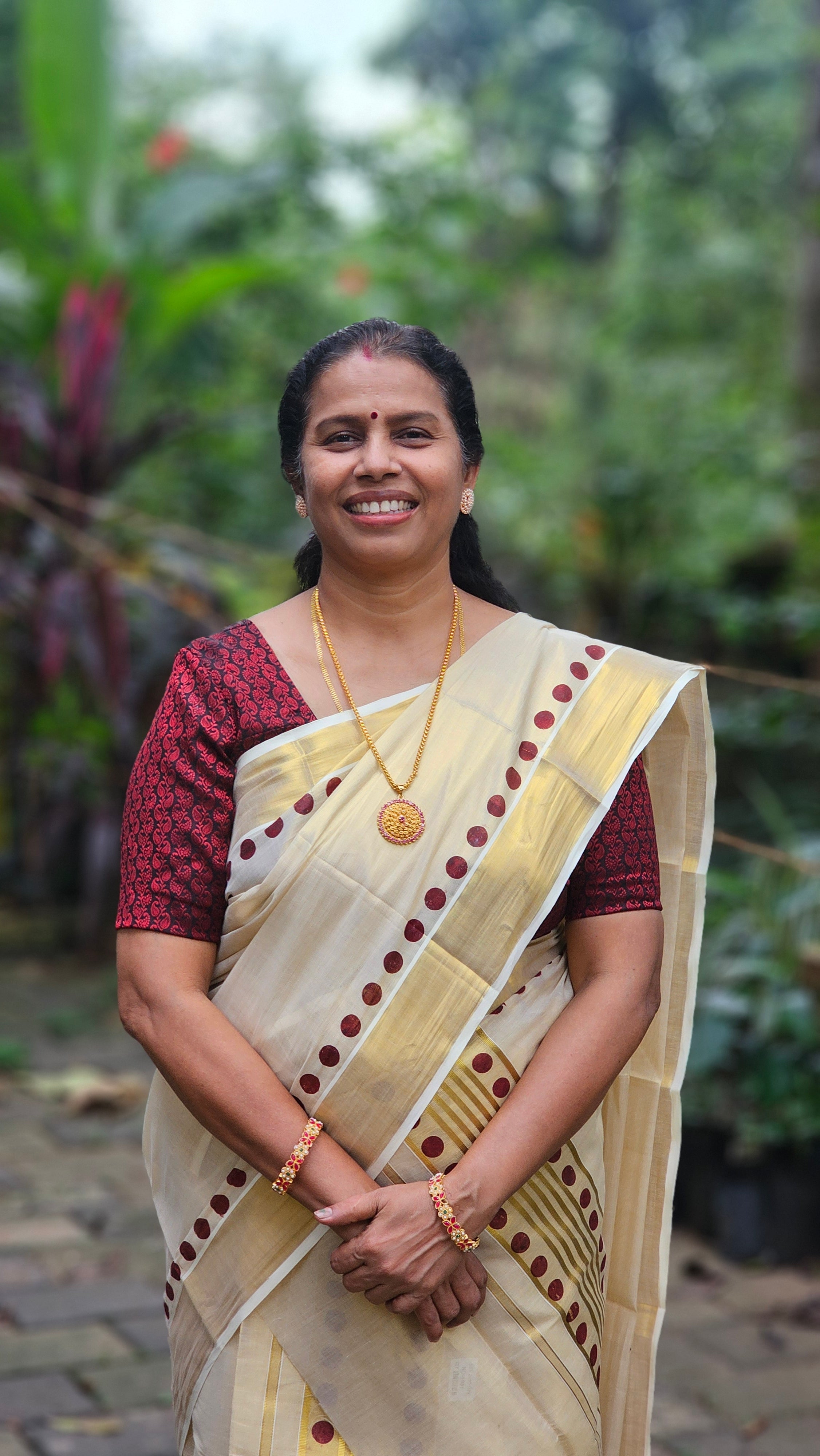 Maroon polka dot kasavu set mundu - KM311