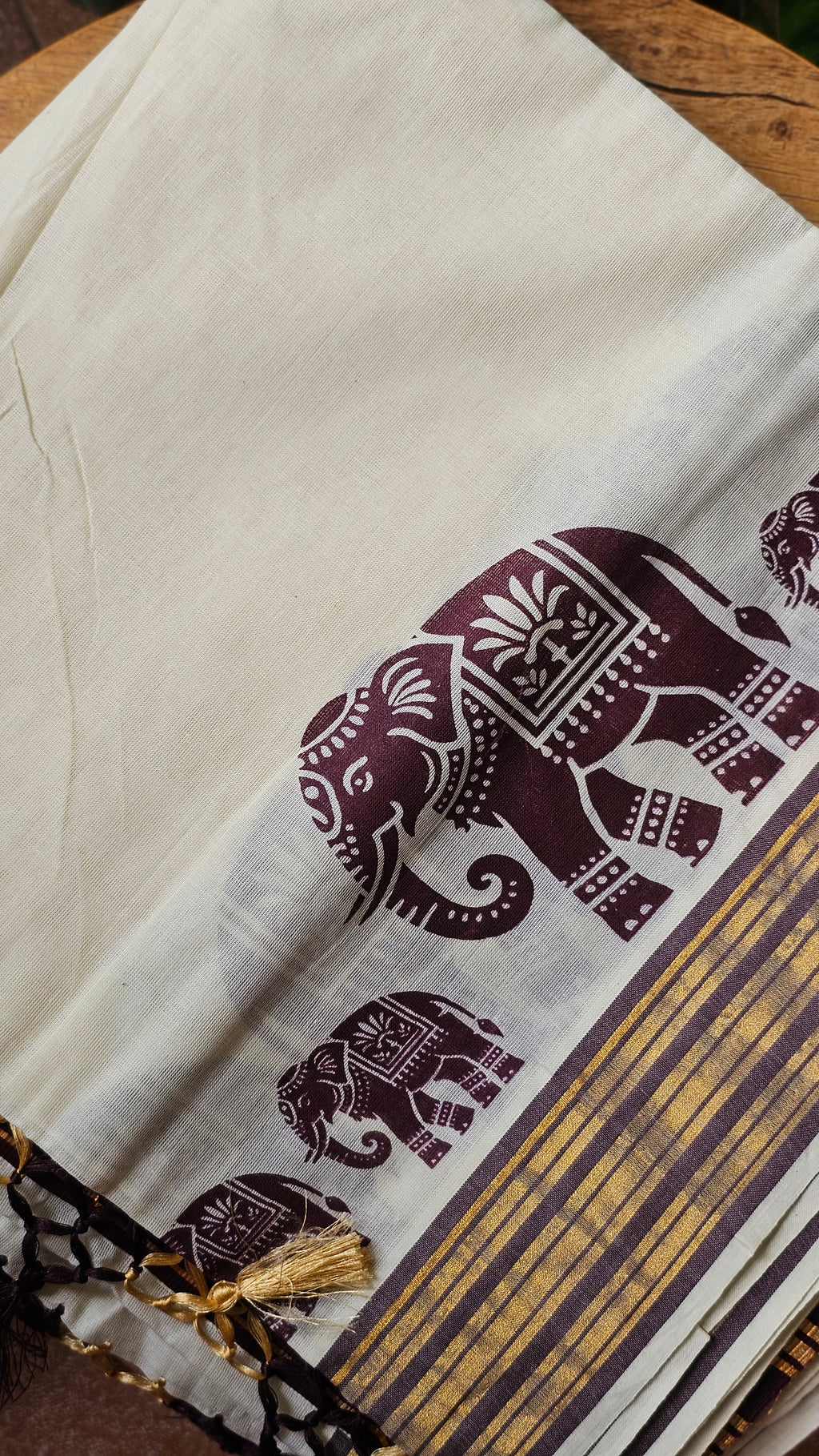 Elephant printed cotton saree - KM330