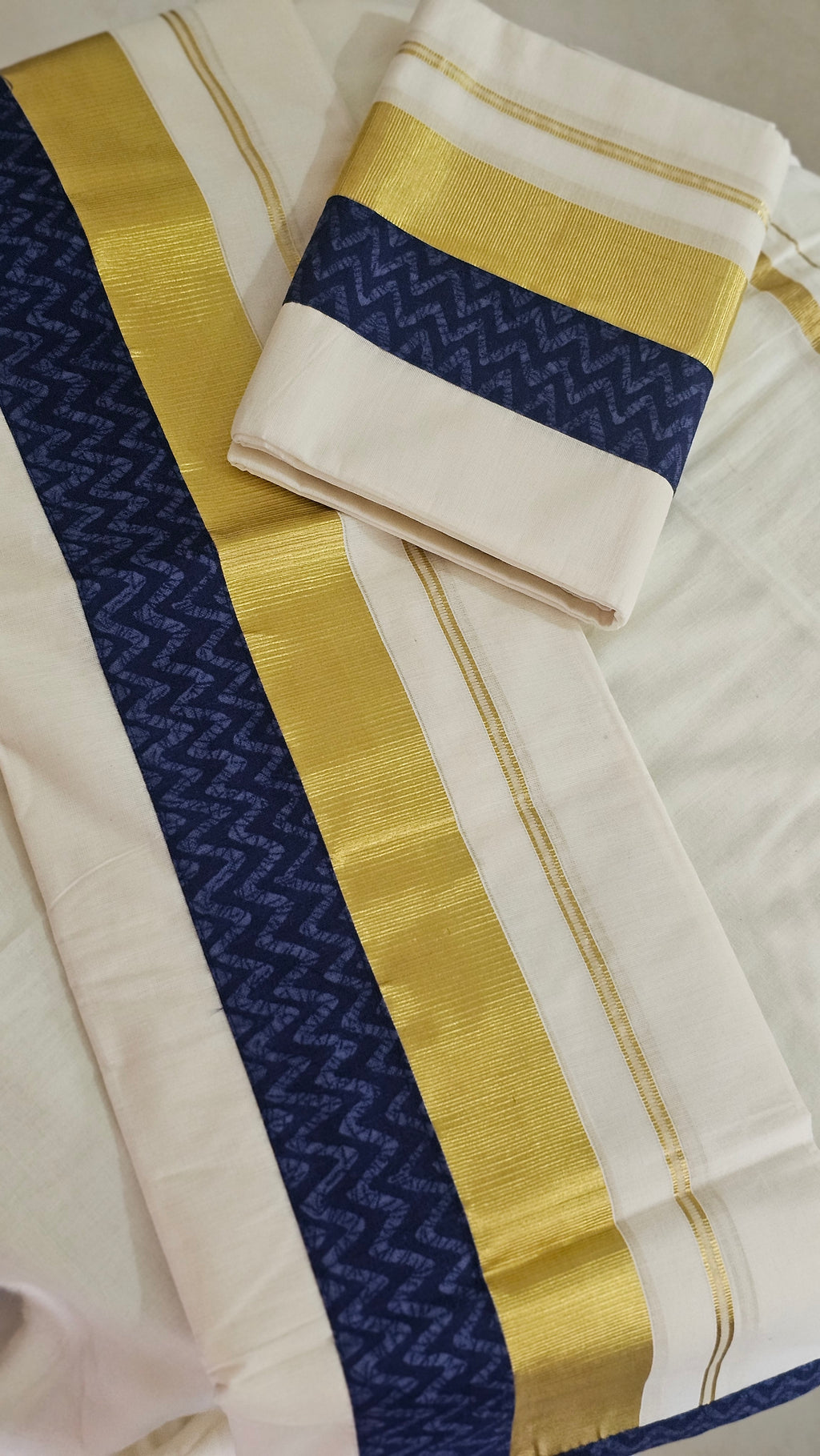 Indigo zigzag border gold Kasavu set mundu with blouse - KM 406