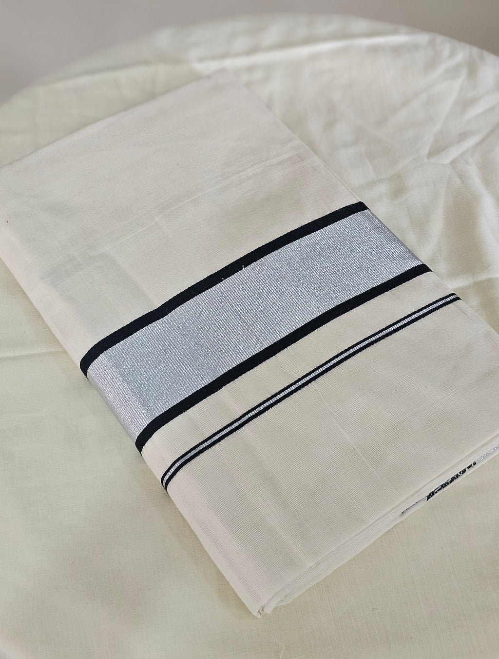 Silver kasavu with black borders saree - KM 414