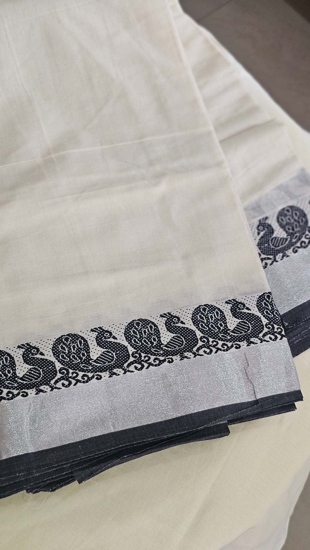 Silver kasavu with black borders saree - KM 414