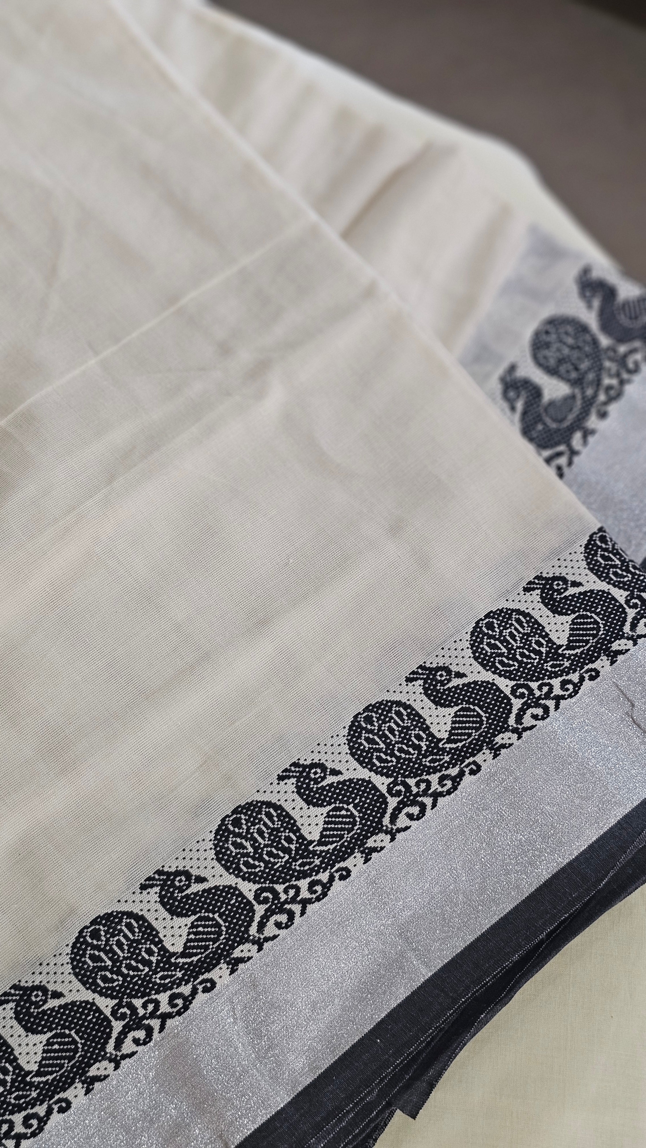 Silver kasavu with black borders saree - KM 414