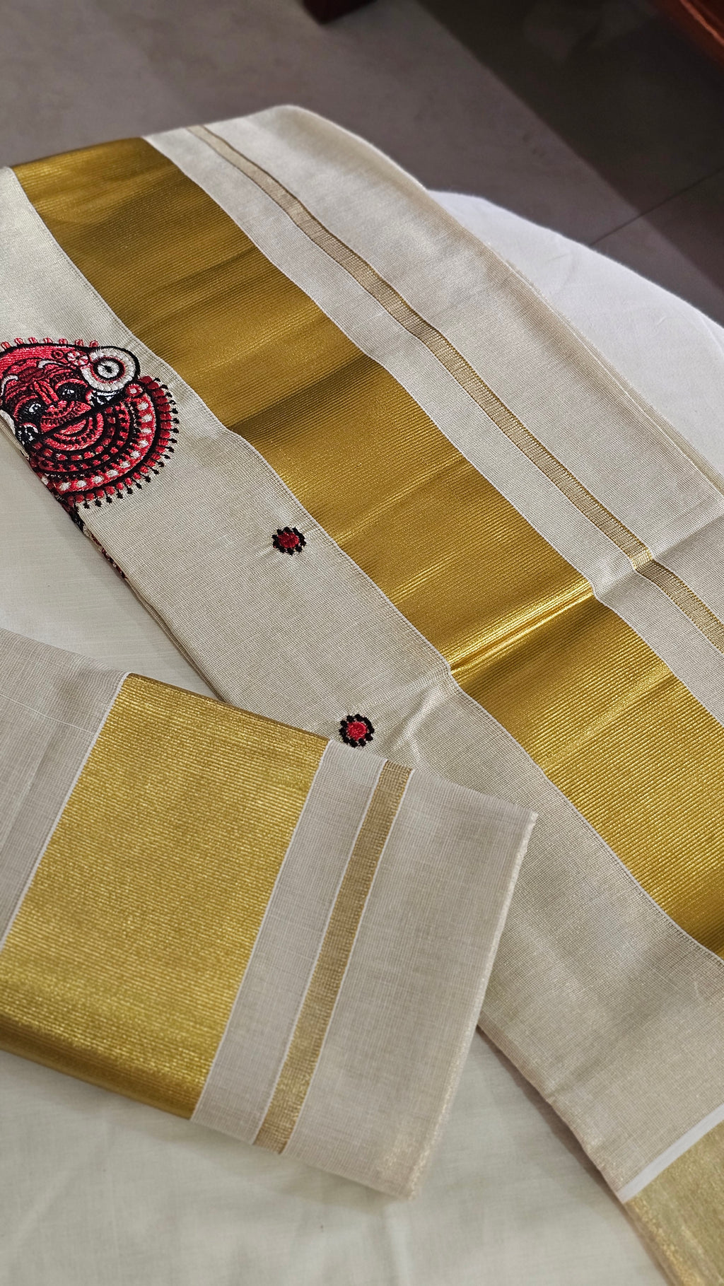 Theyyam embroidered tissue set mundu- KM 426