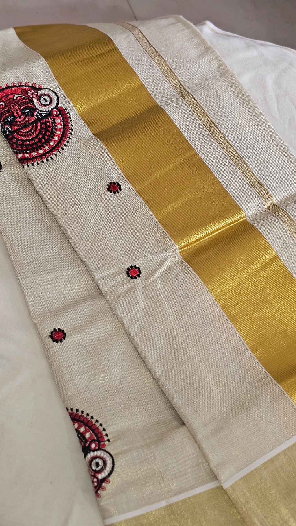 Theyyam embroidered tissue set mundu- KM 426