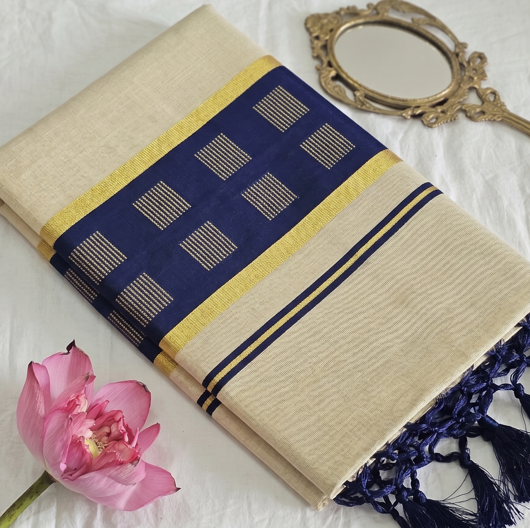 Kerala kasavu saree with green tassels - KM323
